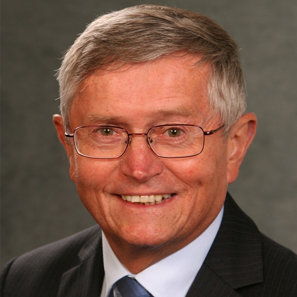 Dr. Erwin Spiegel